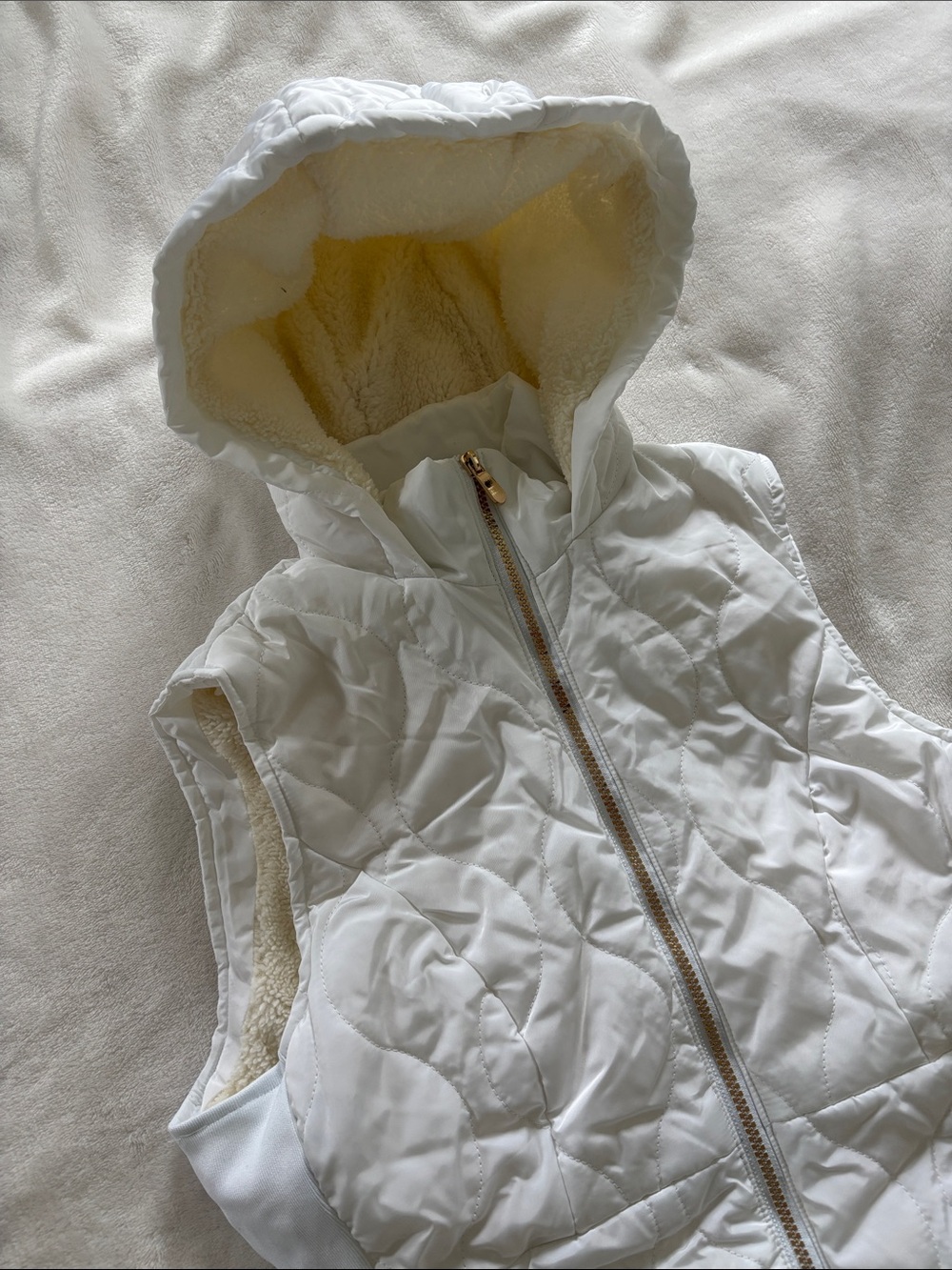 Cavalini White Quilted Hooded Puffer Vest with Cream Sherpa Hood